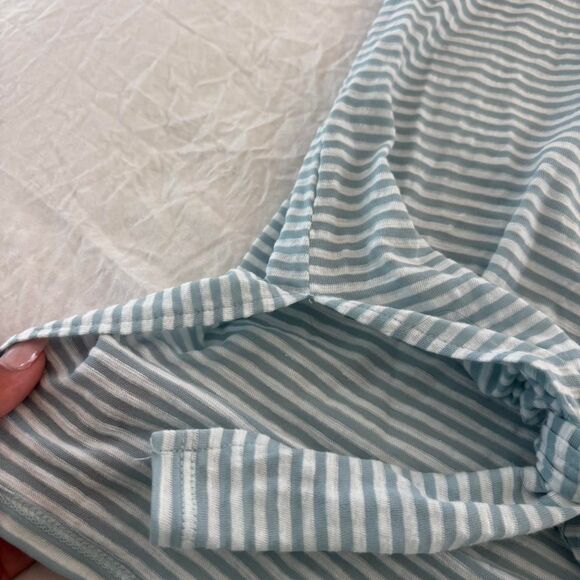 BOUTIQUE XSmall Blue White T Shirt Work Tie Slit Women's Casual Knot Blouse - Picture 3 of 3